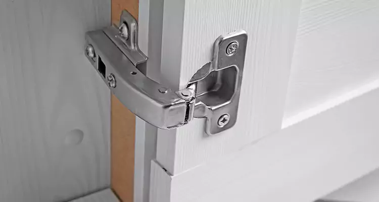 Shower Door Hinge Replacement in Concord, CA